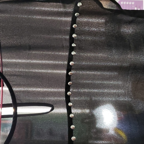 🐞H&M black studded blouse - Picture 8 of 11